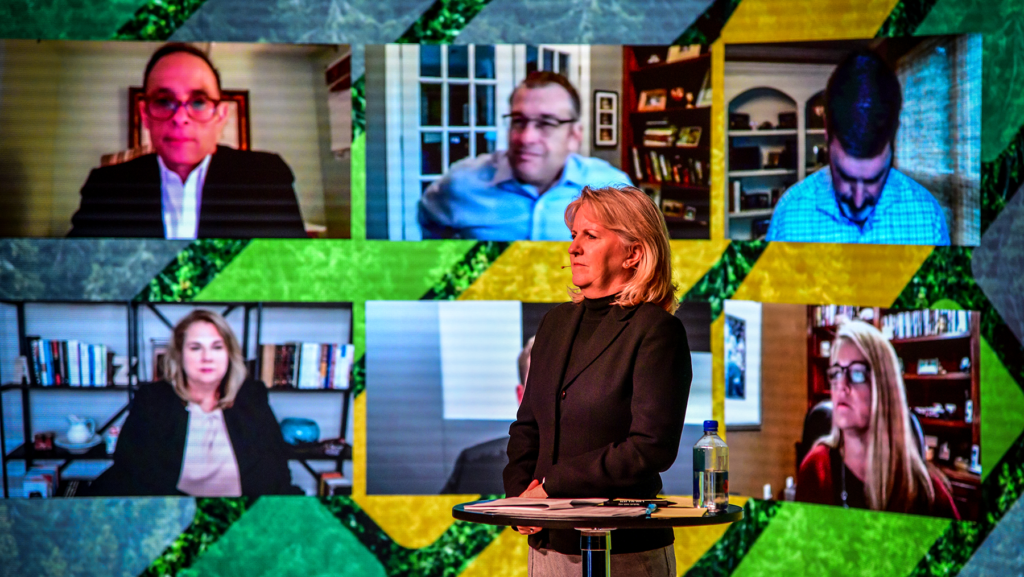 4 Tips To Make Your Hybrid Event More Engaging